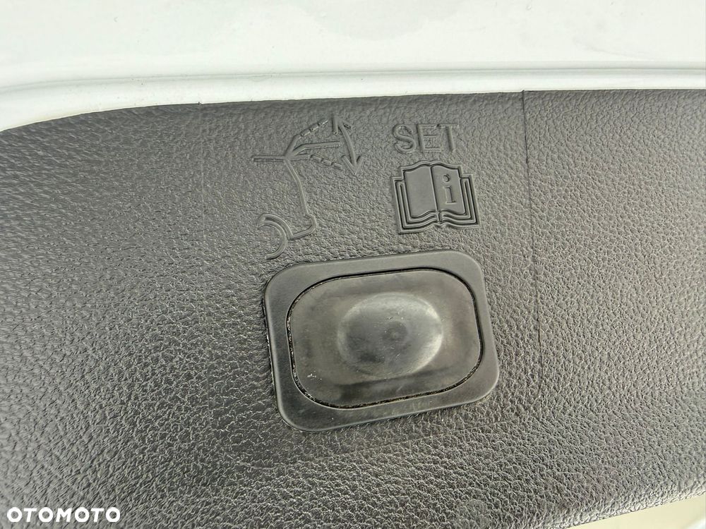 Ford Kuga 2.0 TDCi 4x4 Titanium - 23