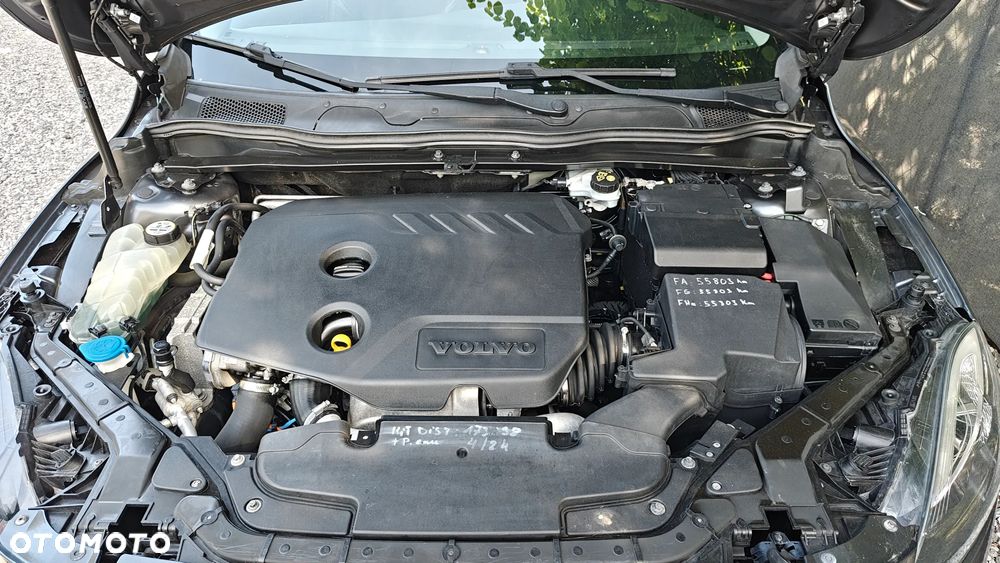 Volvo V40 - 15