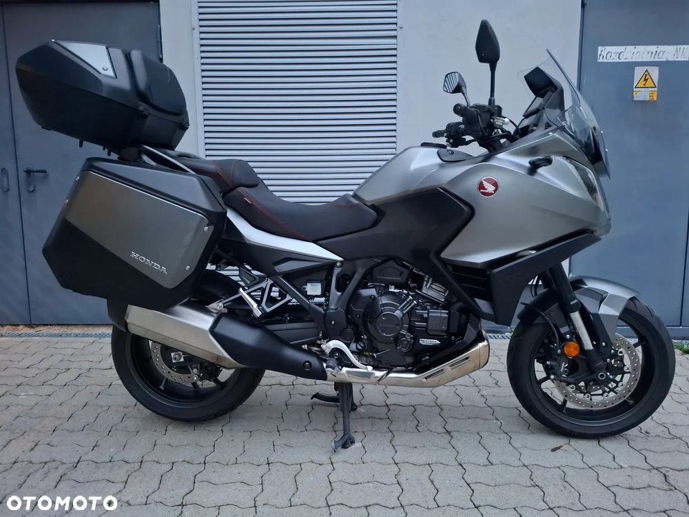 Honda NT