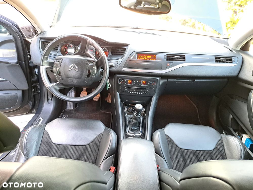 Citroën C5 2.0 HDi Exclusive - 17