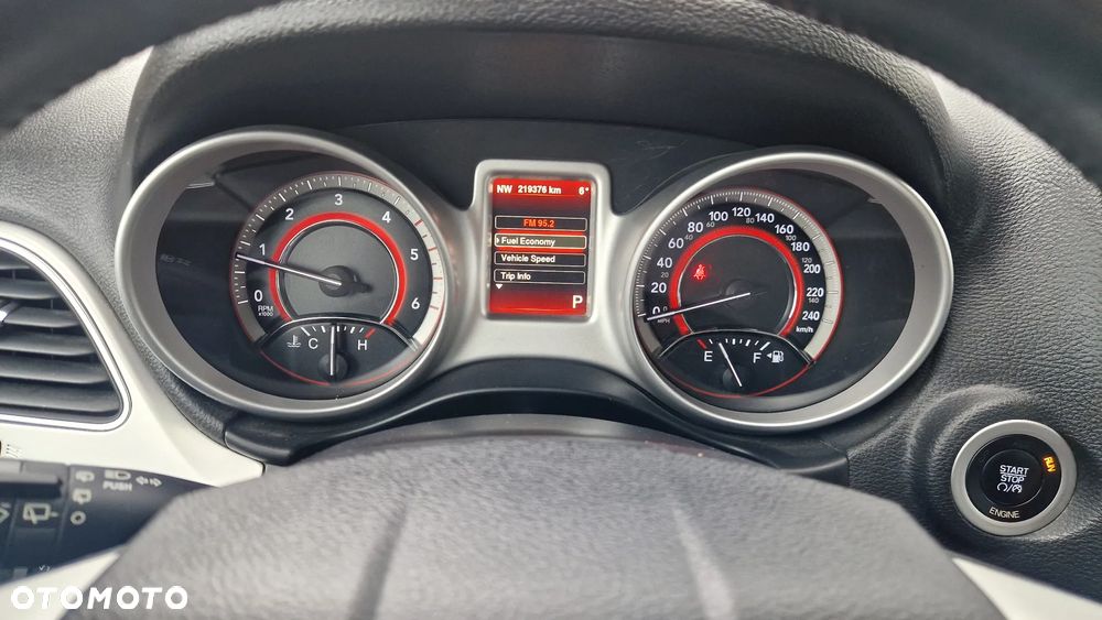 Fiat Freemont 2.0 Multijet Lounge AWD - 40