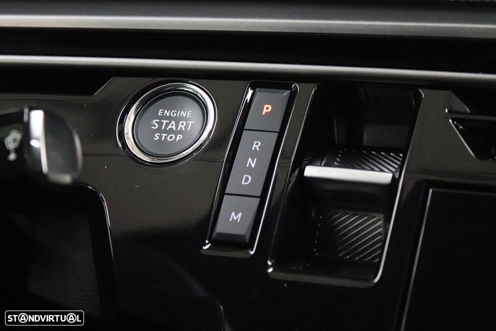 Peugeot 3008 1.2 Hybrid Allure e-DCS6 - 13