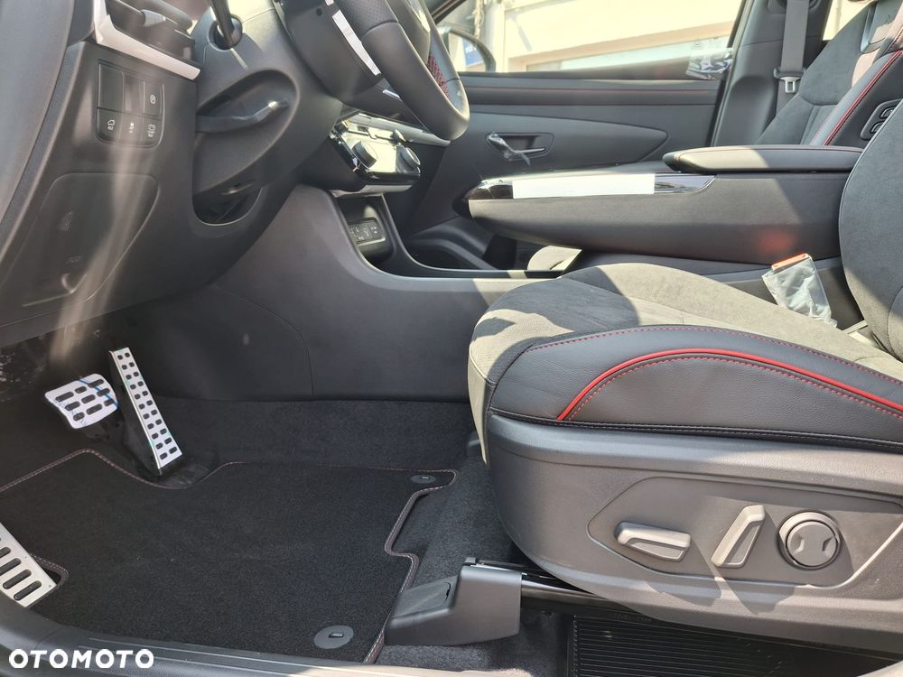Hyundai Tucson 1.6 T-GDi HEV N-Line Ultimate 2WD - 18
