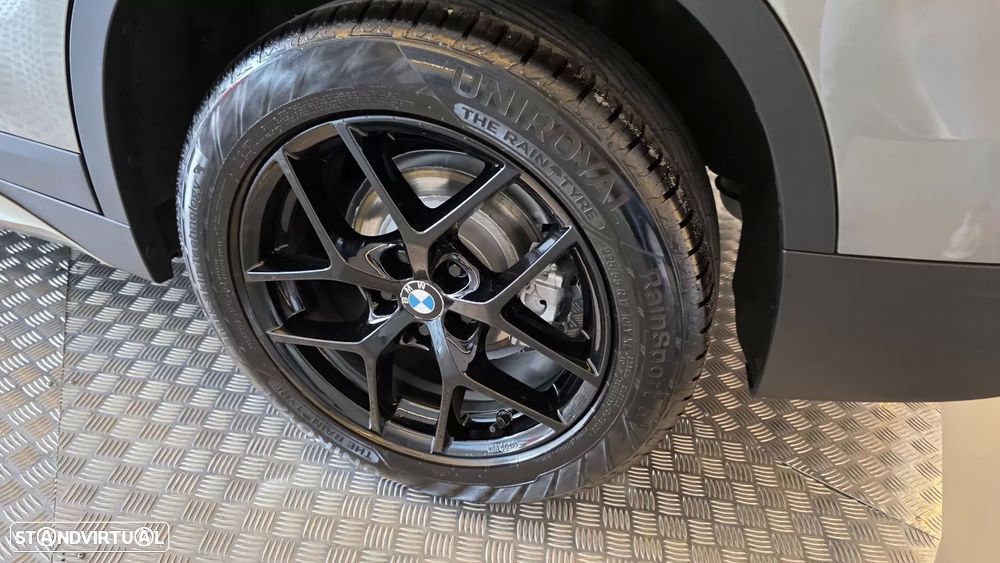 BMW X1 18 d sDrive Auto Line Sport - 30