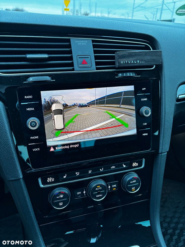 Volkswagen Golf 1.5 TSI ACT OPF DSG Highline - 33