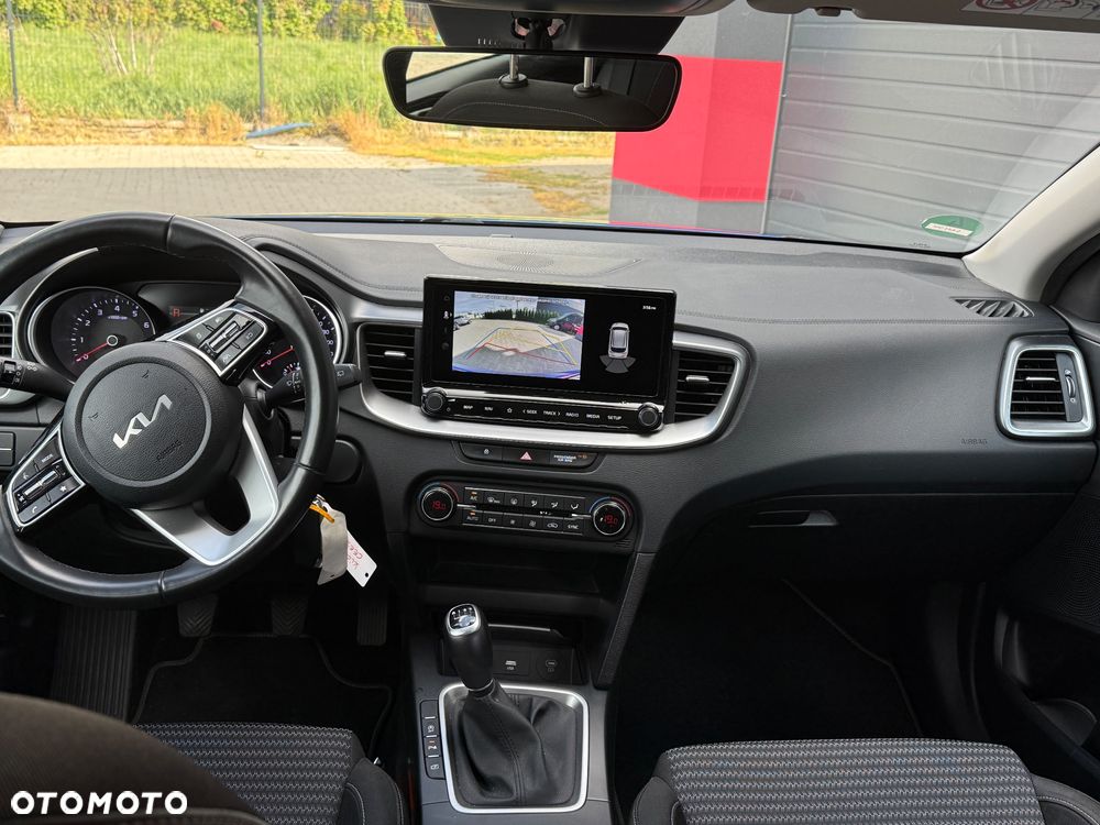 Kia Ceed 1.5 T-GDI L Business Line - 11