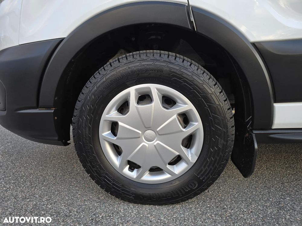 Ford Transit - 10