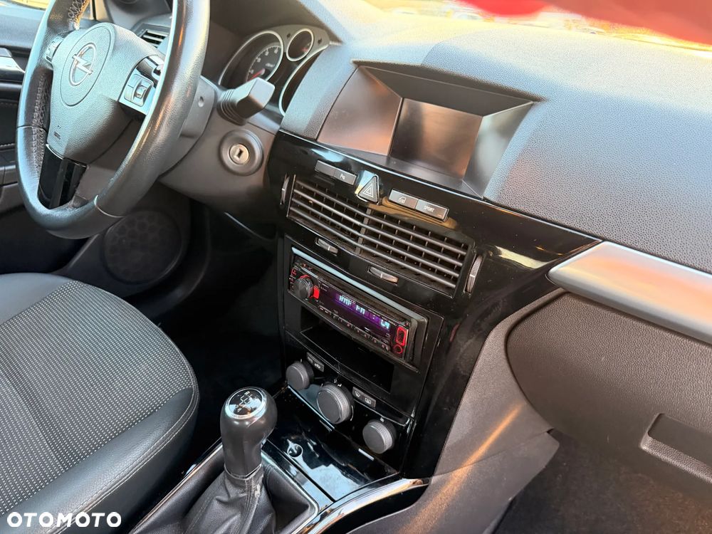 Opel Astra 1.8 Sport - 15