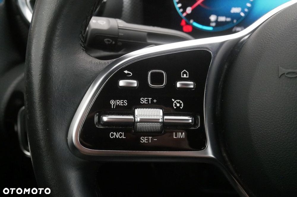 Mercedes-Benz CLA - 25