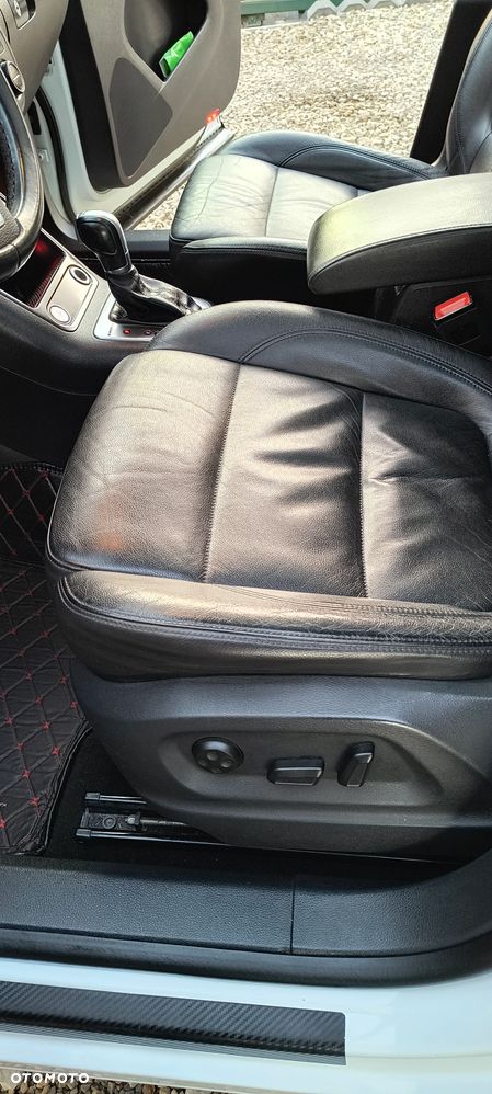 Volkswagen Tiguan - 14