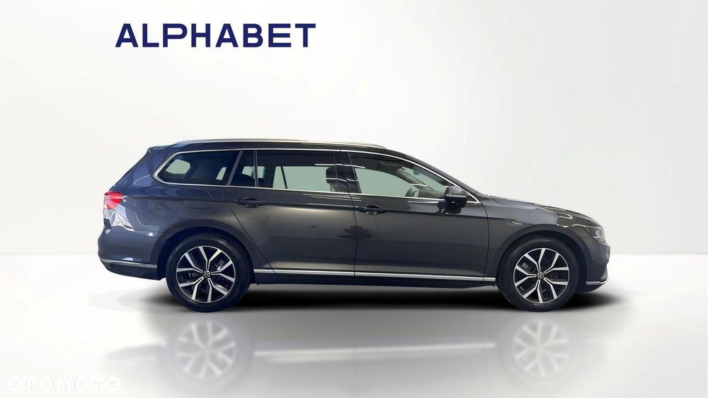 Volkswagen Passat 2.0 TDI EVO Elegance DSG - 2