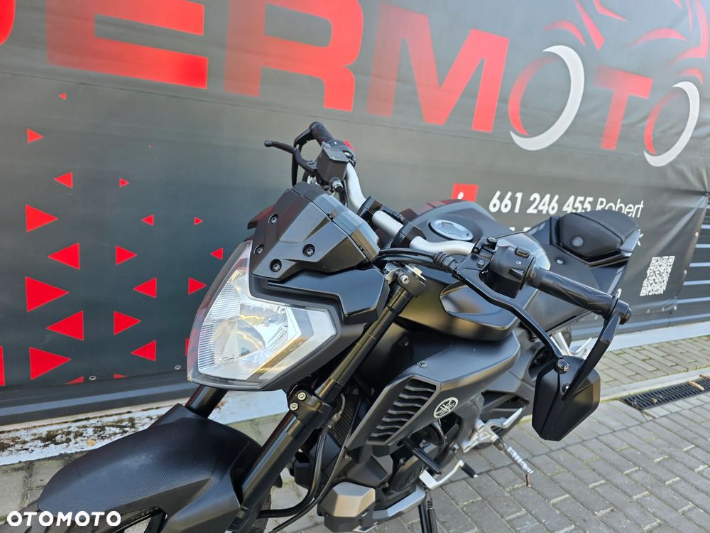 Yamaha MT - 12