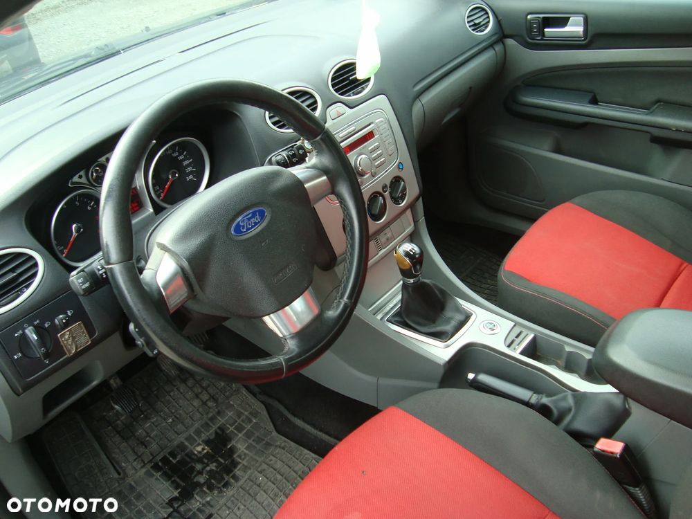 Ford Focus - 9