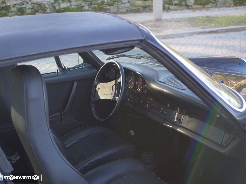 Porsche 911 Série G - 9