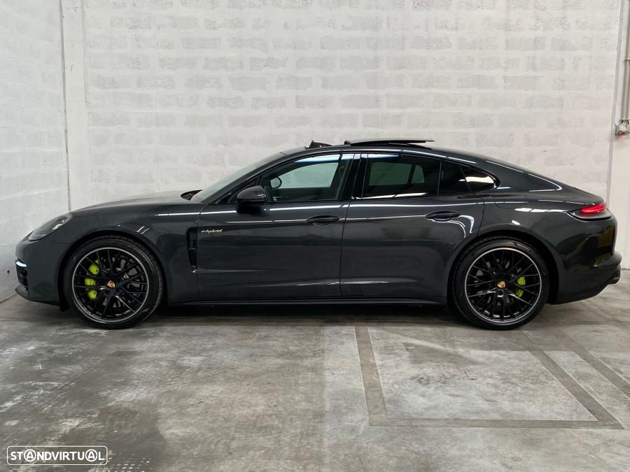 Porsche Panamera 4 E-Hybrid Platinum Edition - 9
