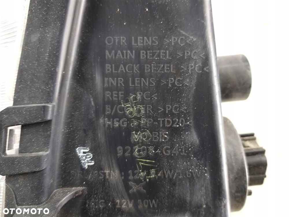 Halogen prawy Hyundai I30 III 2016- 92208G41 ORYGINAŁ LED - 5