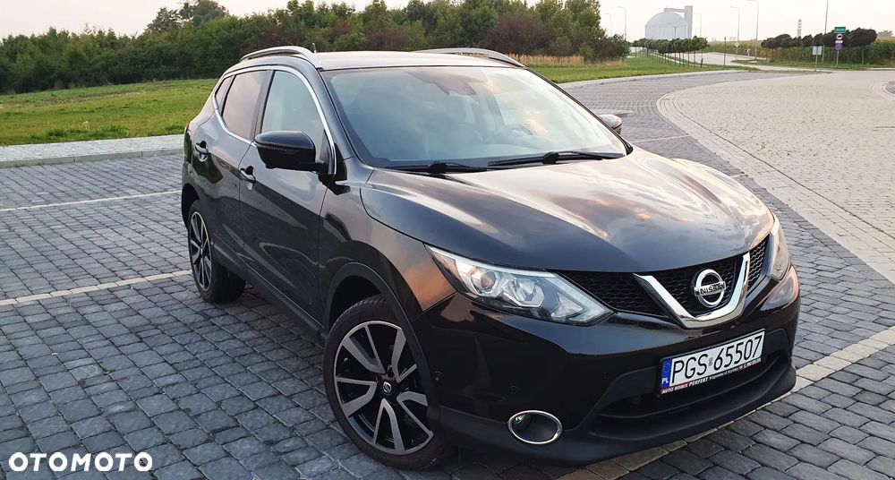 Nissan Qashqai 1.2 DIG-T Xtronic TEKNA+ - 1