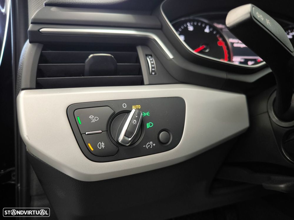 Audi A4 Avant 30 TDI Advanced S tronic - 18