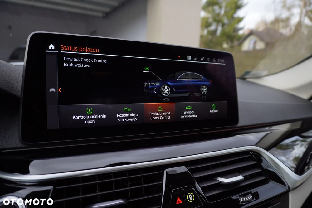 BMW Seria 5 520d xDrive - 29