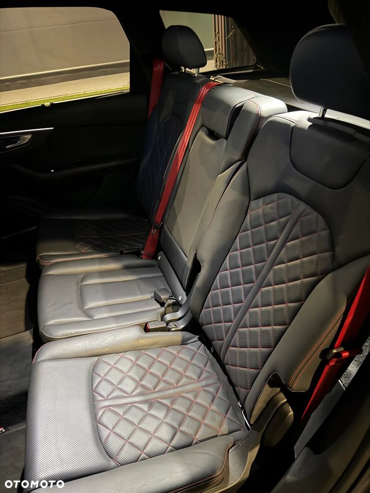 Audi Q7 60 TFSI e PHEV Quattro S Line Tiptr - 6