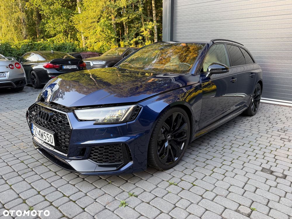 Audi RS4 Avant - 2