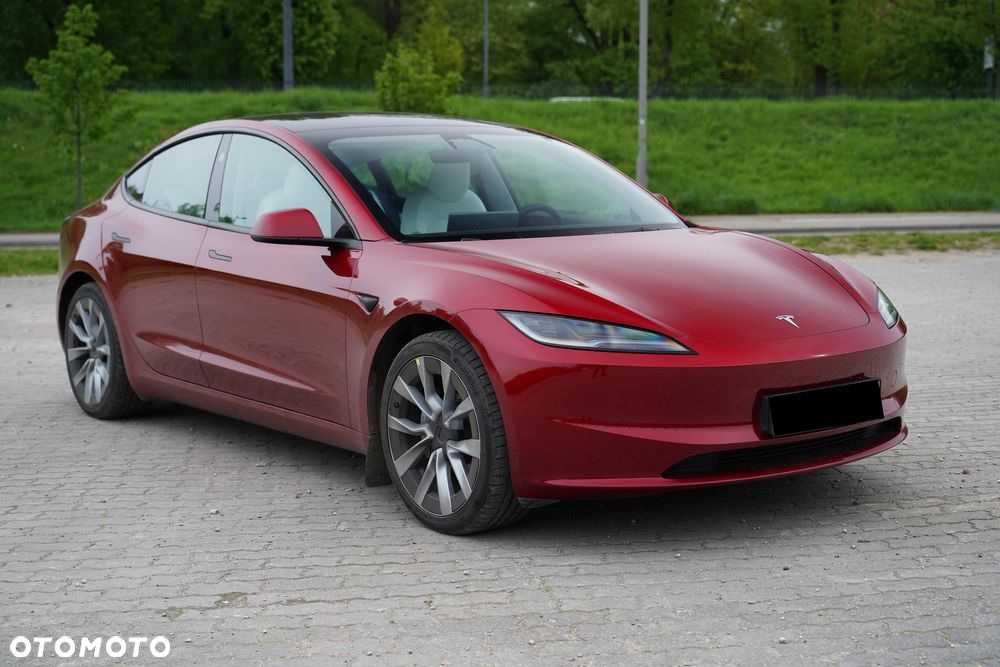 Tesla Model 3 Long Range AWD - 3