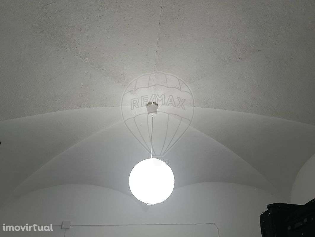 Moradia T2 para venda - Grande imagem: 2/19