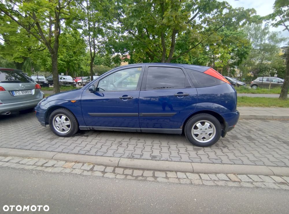Ford Focus 1.6 Comfort - 8