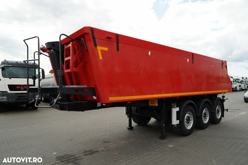Altul BASCUNĂ 25 m3 / ALUMINIU / AXĂ RIDICATĂ / 5.100 KG / - 4
