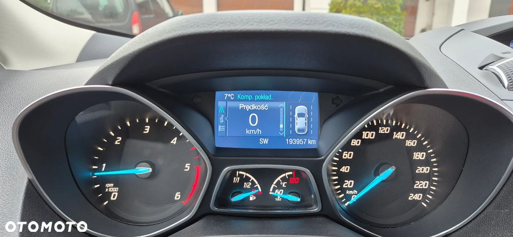 Ford Kuga 2.0 TDCi 2x4 Titanium - 19