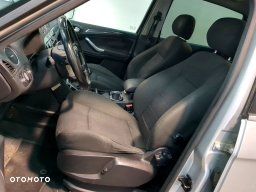 Ford Fiesta 1.0 EcoBoost S&S COOL&CONNECT - 10