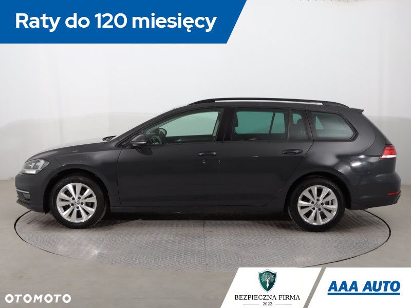 Volkswagen Golf - 3