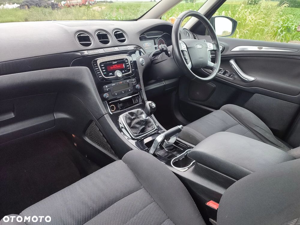 Ford S-Max - 35