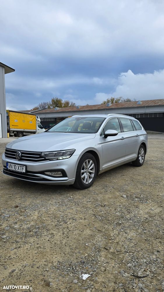 Volkswagen Passat 2.0 TDI SCR DSG Business - 1