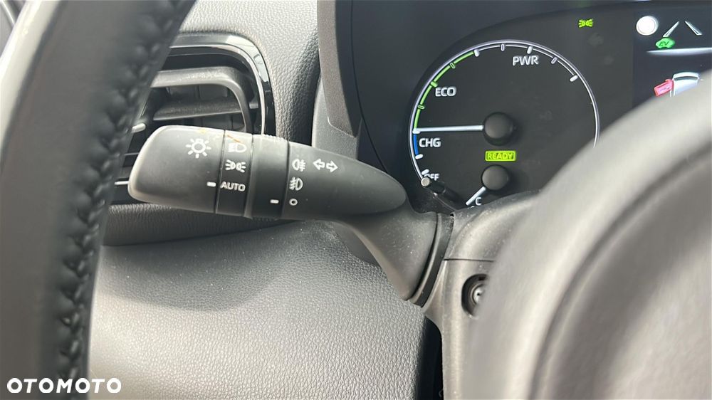 Toyota Yaris Hybrid 1.5 Comfort - 26