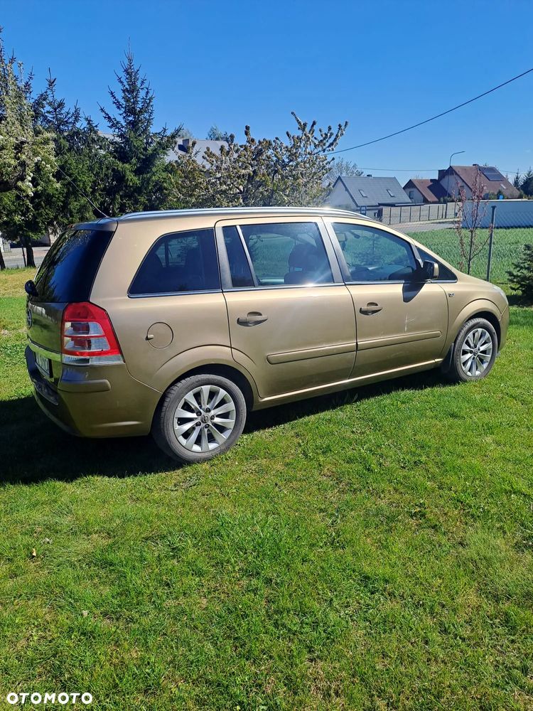 Opel Zafira 1.8 - 4