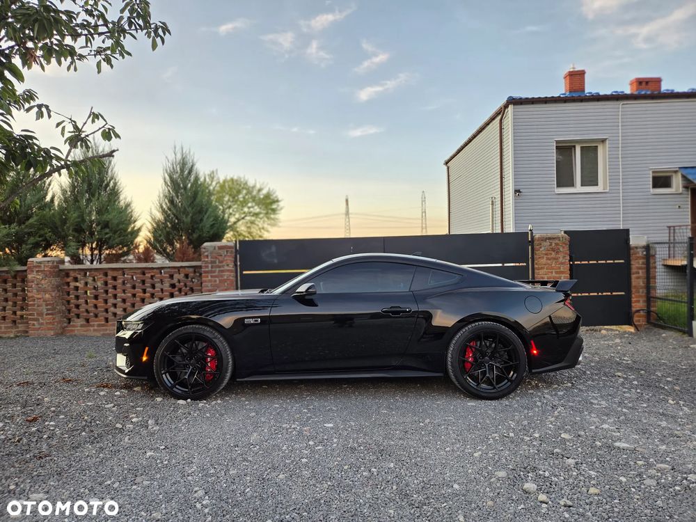 Ford Mustang - 33