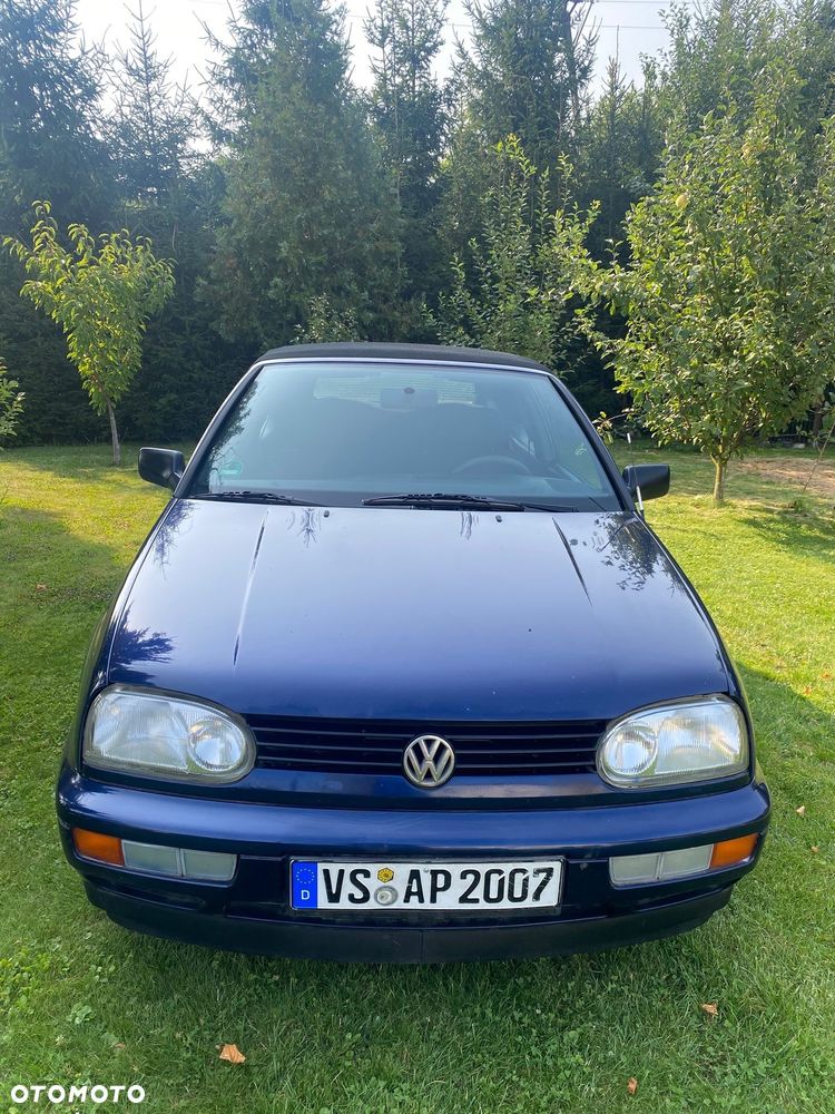 Volkswagen Golf - 3
