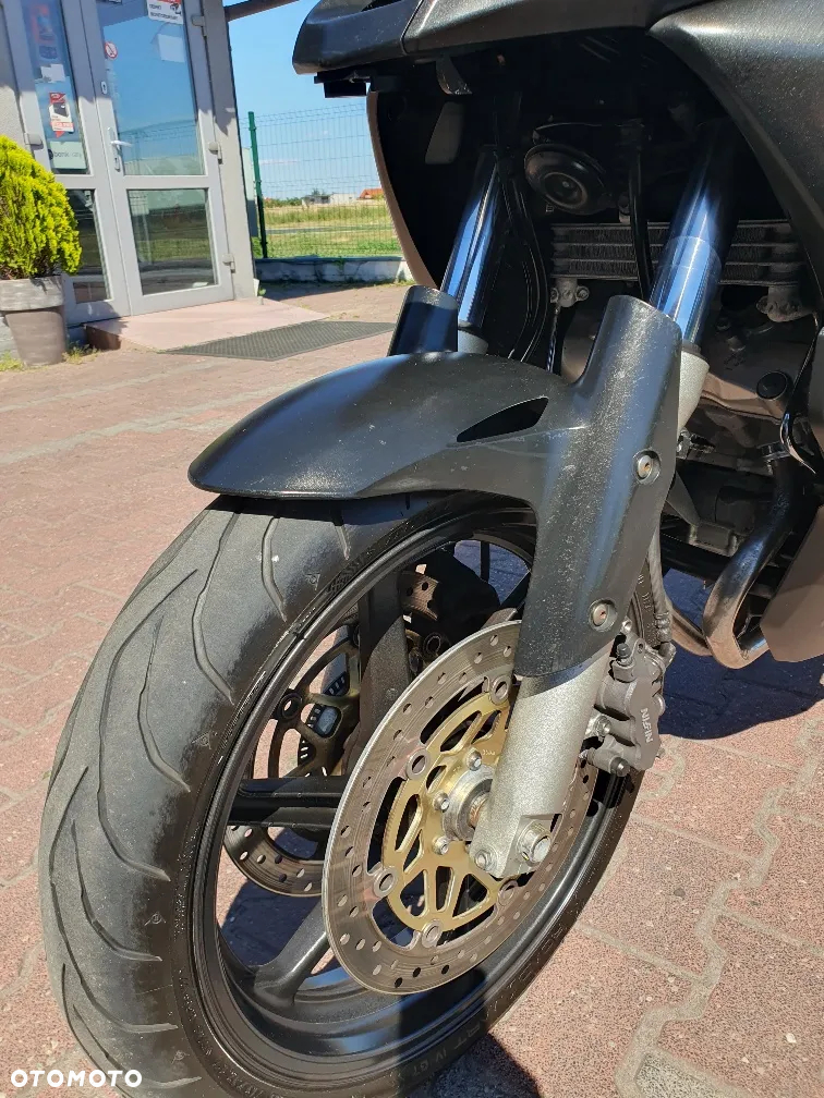 Honda VFR - 11