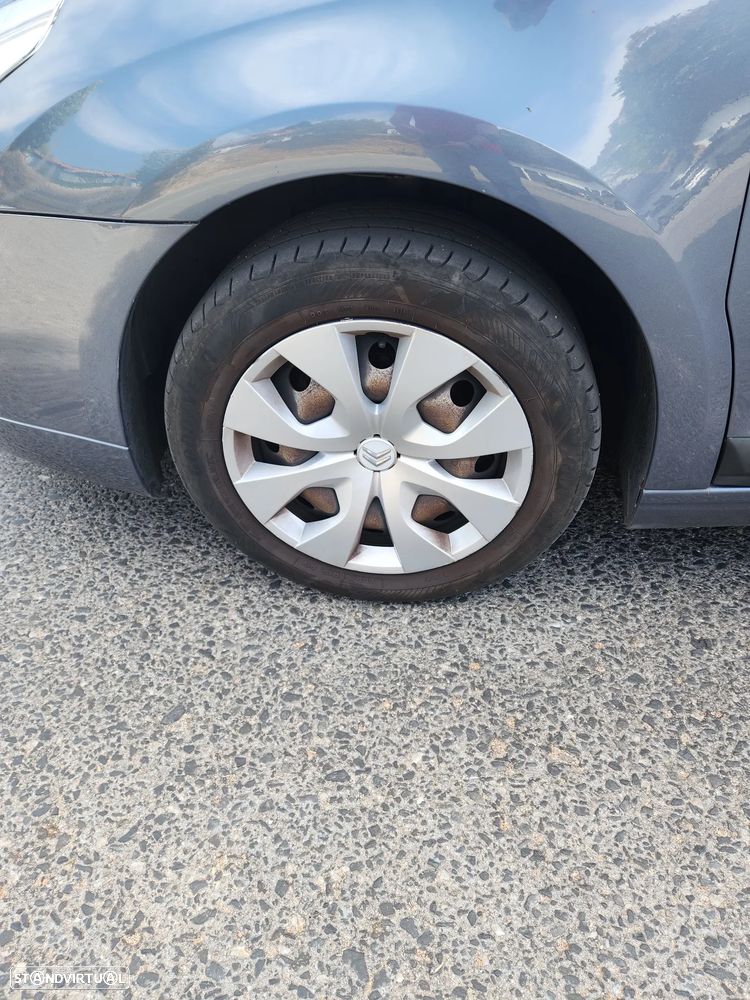 Citroën C4 1.6 HDi SX - 9