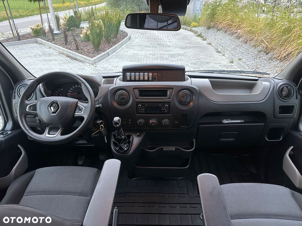 Renault Master - 25