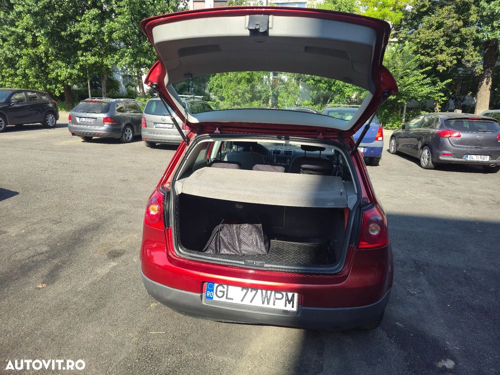 Volkswagen Golf - 2