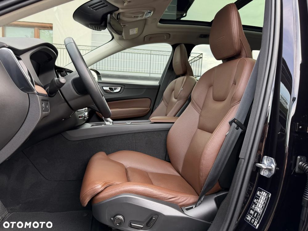 Volvo XC 60 B5 B AWD Inscription - 39