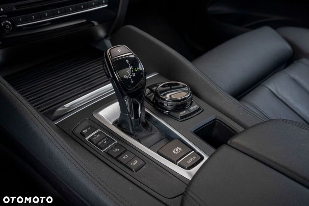 BMW X6 xDrive30d - 25