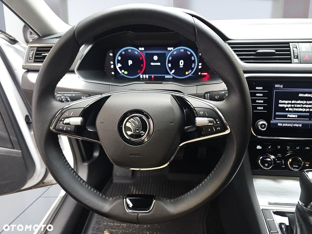 Skoda Superb 2.0 TDI SCR Ambition DSG - 13