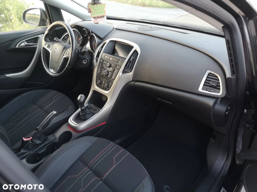 Opel Astra 1.4 Turbo - 33
