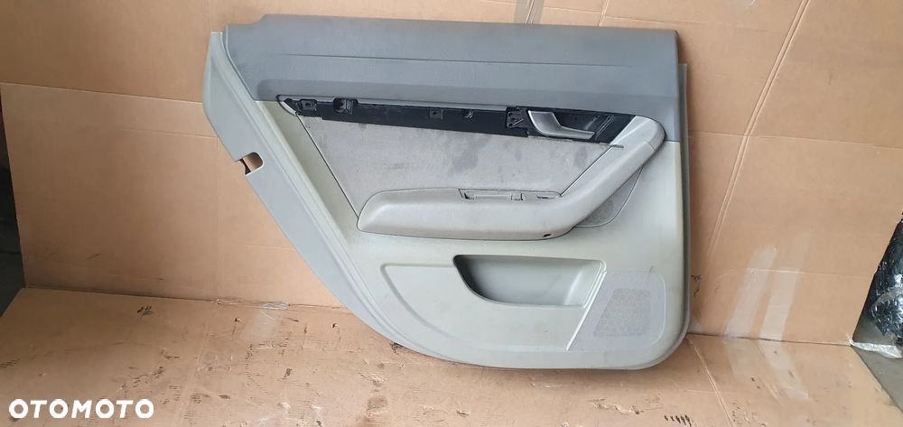 Tapicerka boczek lewy tył tylna lewa roleta Audi A6 C6 - 5
