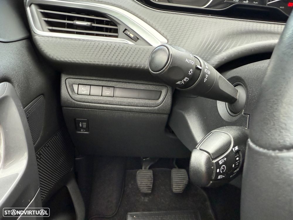 Peugeot 2008 1.2 PureTech Style - 19