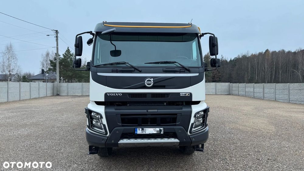 Volvo FMX 410  8X4 - 14