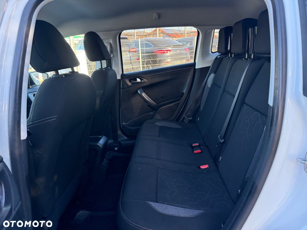 Peugeot 2008 1.6 BlueHDi Style - 10